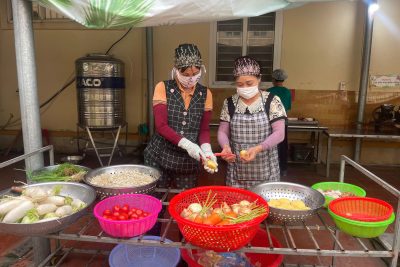 Công tác nuôi ăn bán trú tại trường mầm non Duy Minh